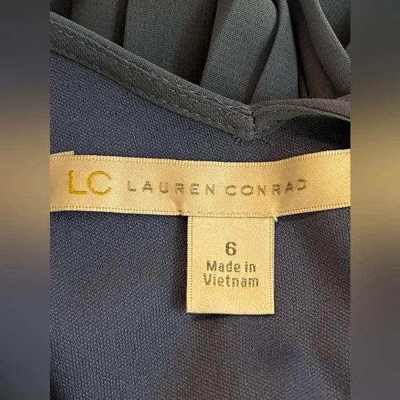 Lauren Conrad Blue Lace & Pleated Dress – Size 6 - Picture 7 of 10